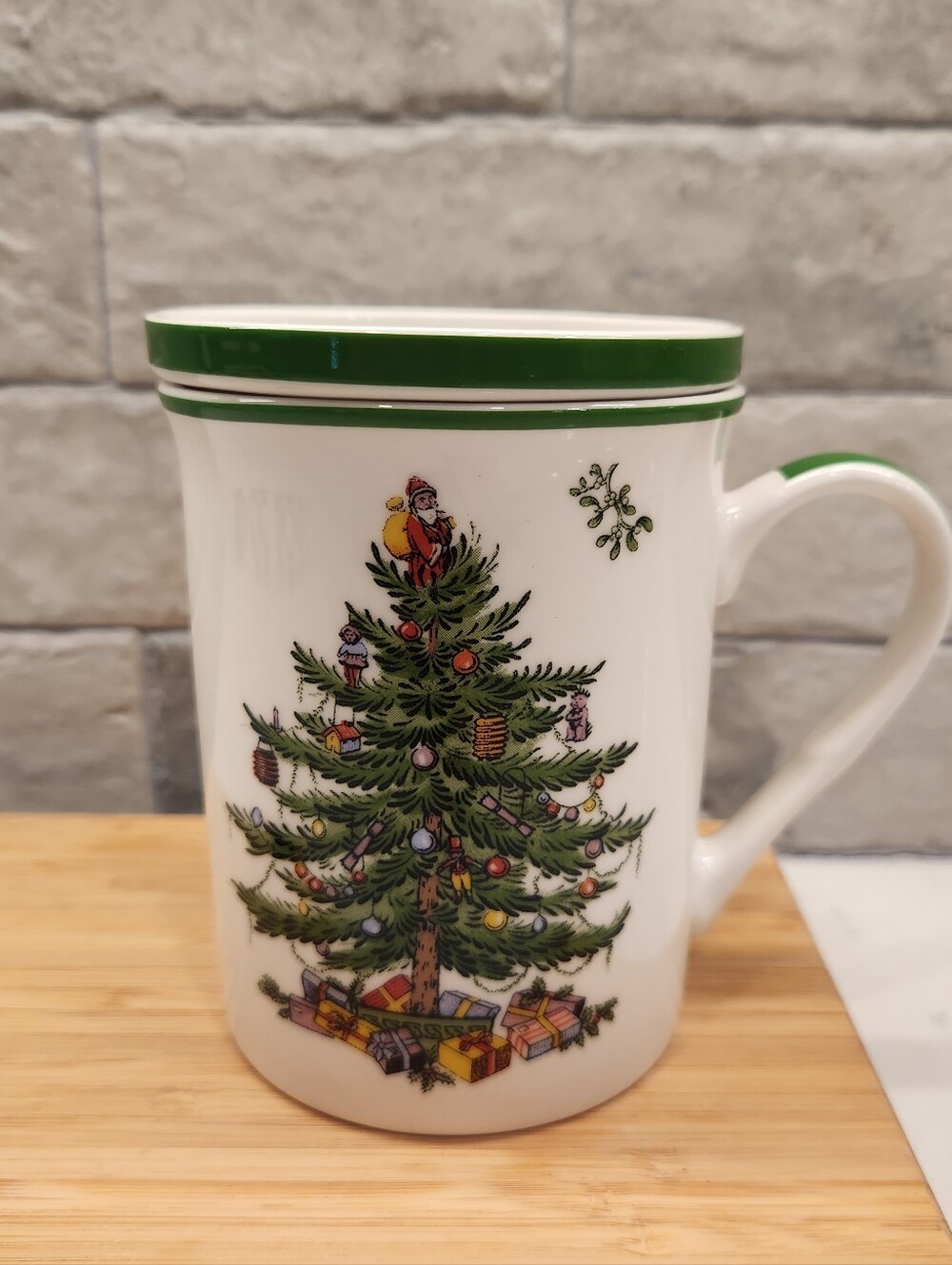 Spode Christmas Tree Mug Set